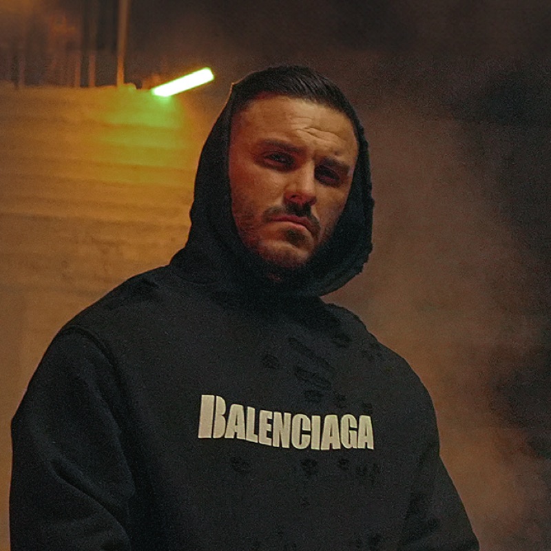 کاور Armin Zareei