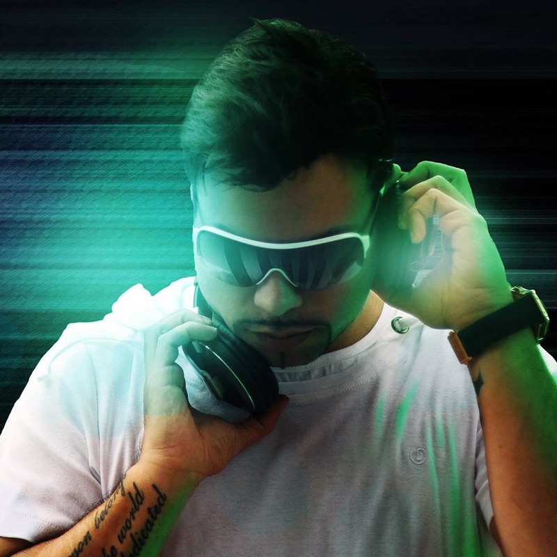 کاور DJ Aligator