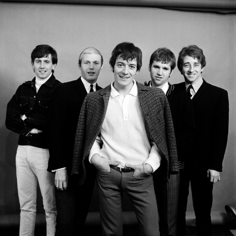 کاور The Hollies