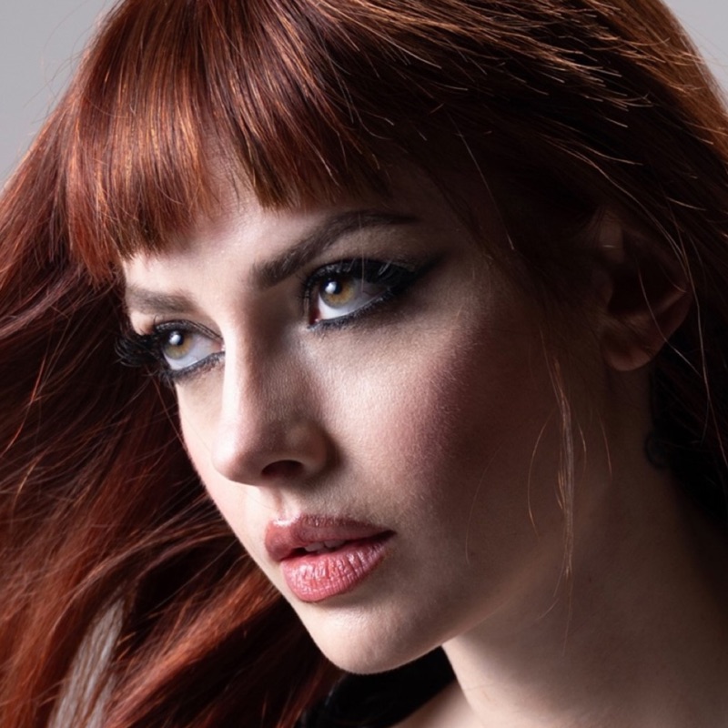 کاور Annalisa