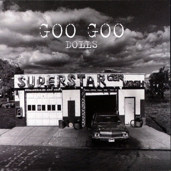 کاور آهنگ Fallin' Down از The Goo Goo Dolls