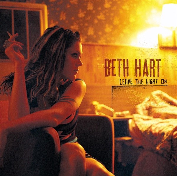 کاور آهنگ Lifts You Up (Album Version) از Beth Hart